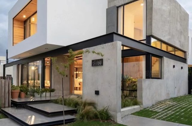 9分今熙房产薛云龙青山湖地铁口200米,独栋别墅,花园500方,送车库诸