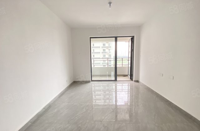 建设东路 带电梯 次新房 双卫生间 产权清晰 精装可拎包入住