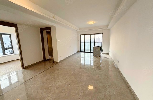 新世界凯粤湾3室2厅94㎡265万二手房图片