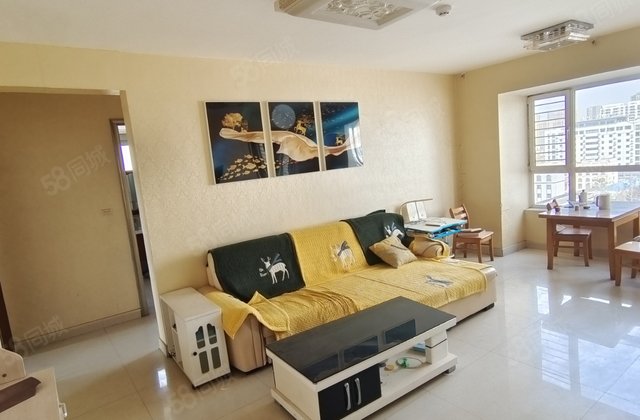 开发区振华超市路南东昌丽都91平二室送车位精装证过五年无大税