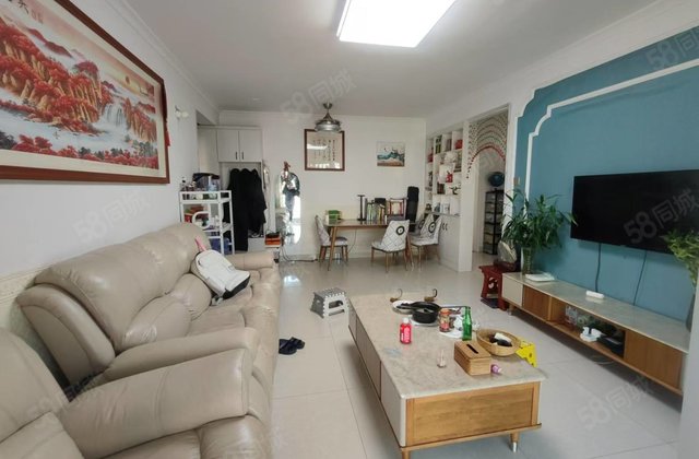 新东方龙湾在水一方 带电梯 精装修 南北通透