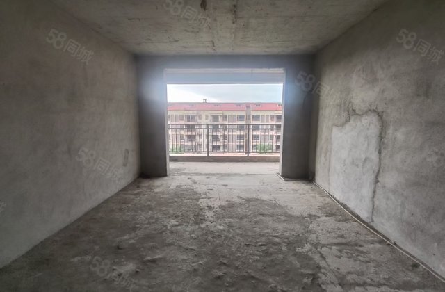 迪亚庄园3室2厅113㎡26.5万二手房图片