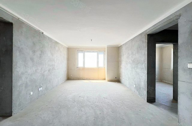 欢乐广场4室2厅142㎡128万二手房图片