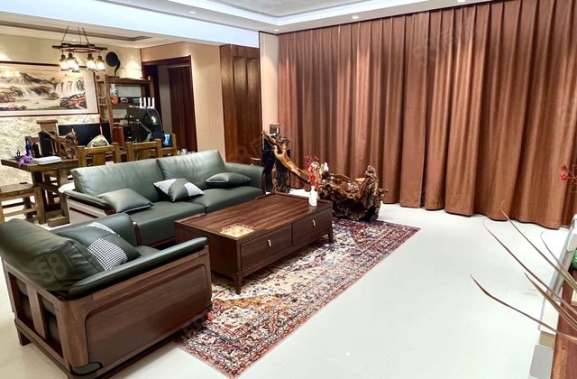 中通时代豪园非顶层套内160平大平层，诚心出售