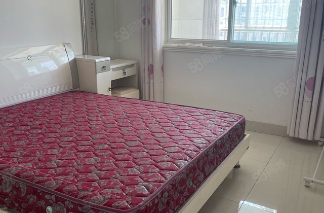 锦绣花园3室3厅2卫