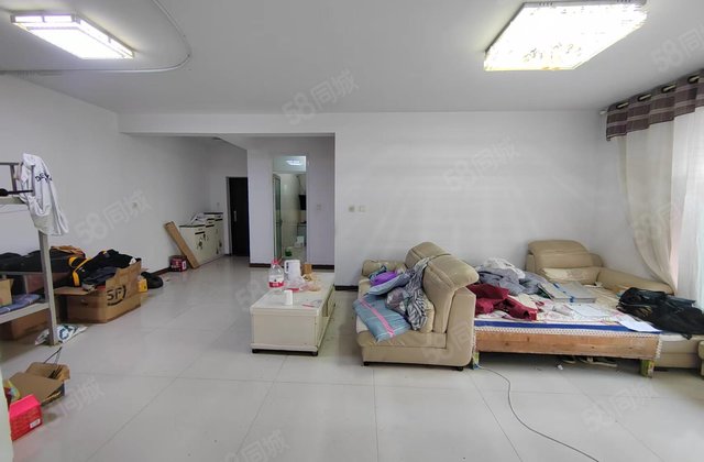 东昌丽都 124平 带车位 大三室 免大税 中间楼层