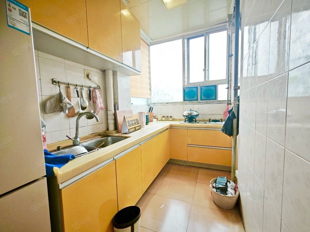 东信小区2室2厅1卫78㎡南北29.8万