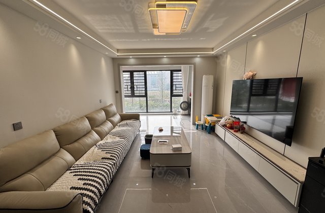 百泰公馆3室2厅124㎡76万二手房图片