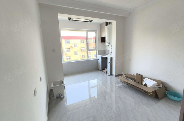 财信书香澜庭八中外国语对面新房未住三室两卫带车位储藏室