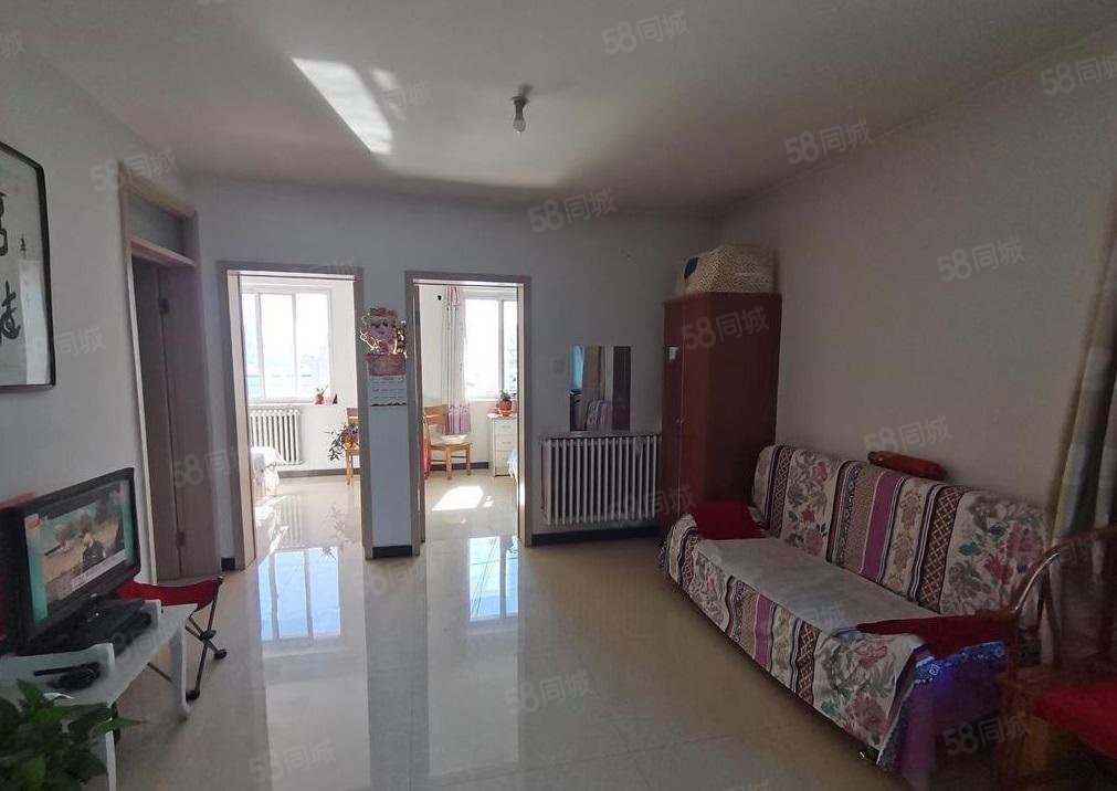 福城新天地2室1廳1衛(wèi)70㎡南北102萬