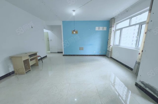 急售金柱绿城小区   6楼 带储藏室 小区环境好