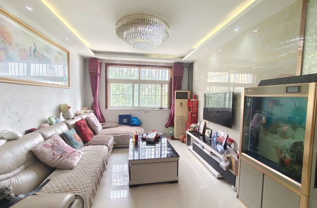 急售六中，新世纪花园 两居室出行方便 南北通透 商业配套齐全