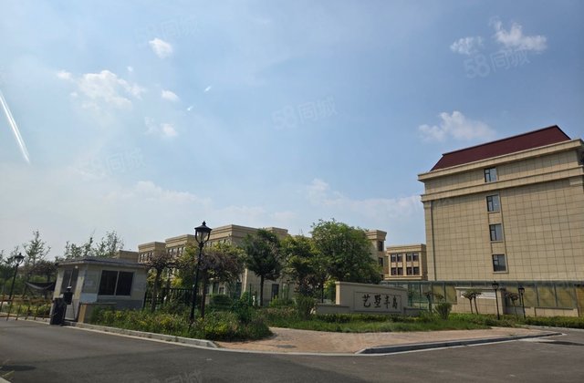 别墅5室2厅3卫231平方