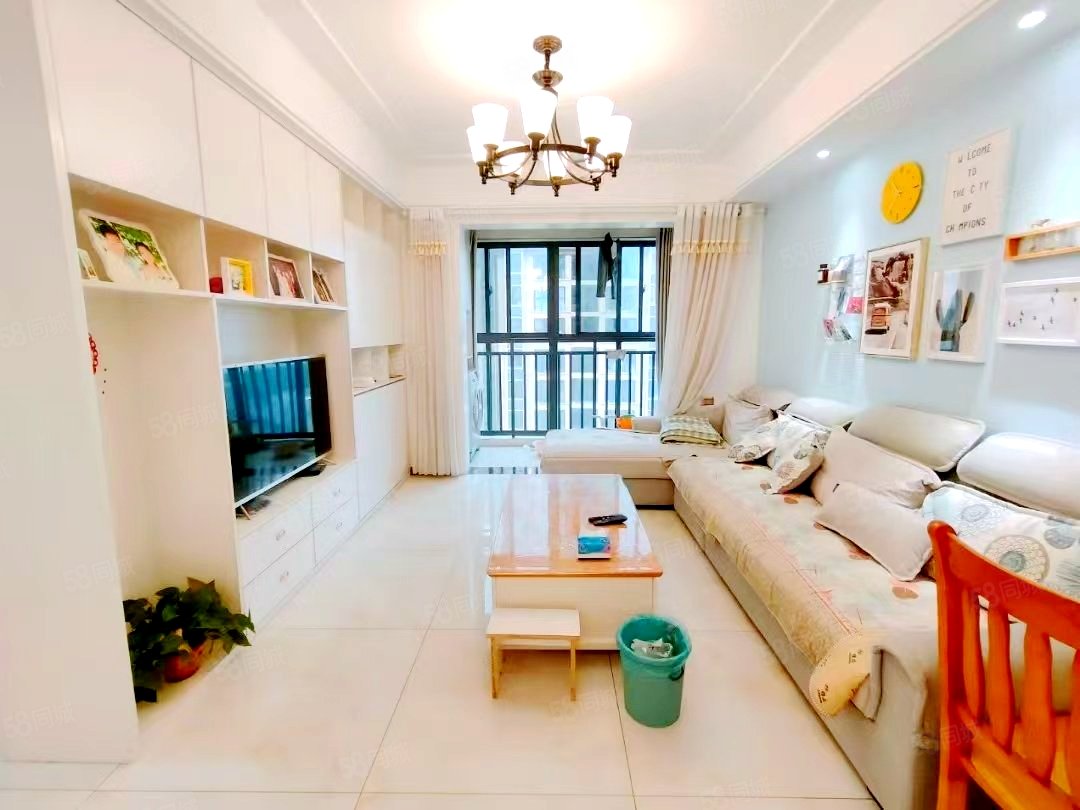 卧龙城3室2厅1卫89㎡南北39.8万