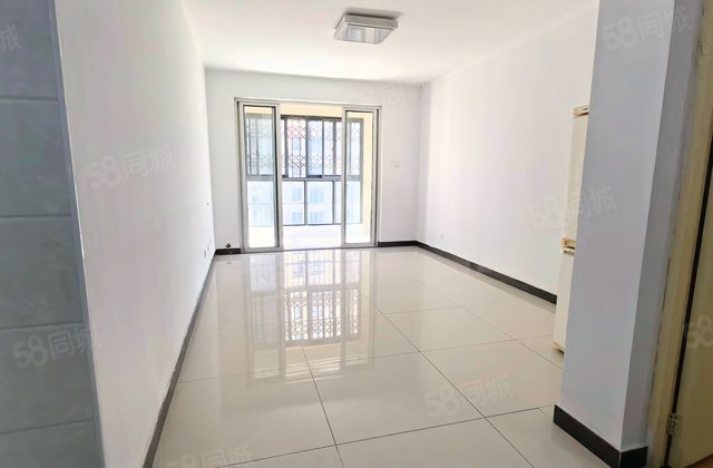 凤凰之家小区2室2厅96㎡45万二手房图片