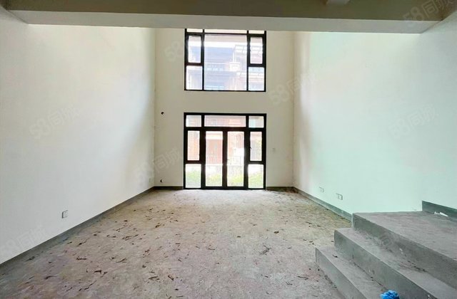 逸翠庄园(南区)4室2厅200㎡179万二手房图片