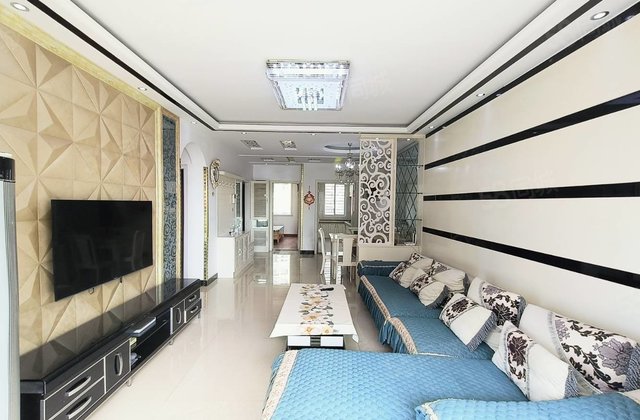 免大税！东昌片区 东昌丽都 精装修四室两卫，带车位储，拎包住