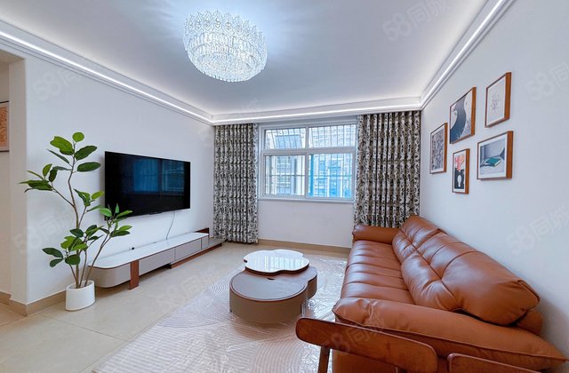 文轩 实验 望湖小区 112平三室 中层 精装未住