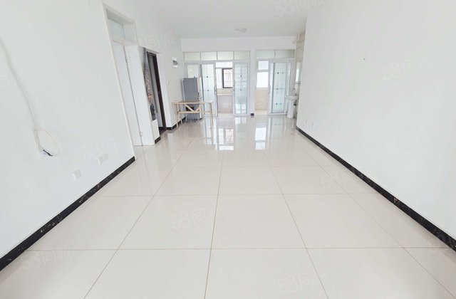 南北通透 满二 星光东昌丽都北区 三居双卫 带车位储藏室