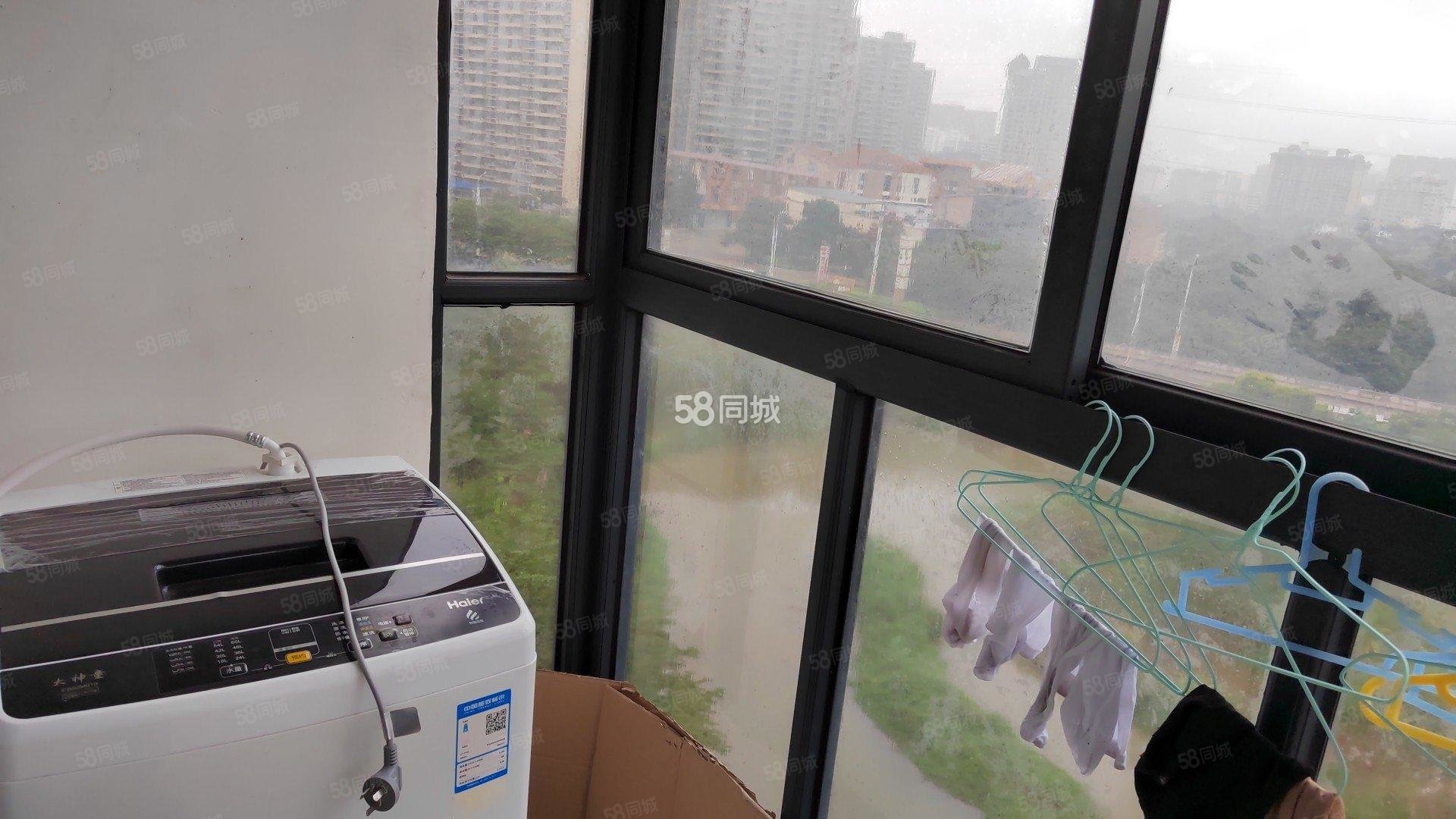 新香缇假日2室2厅1卫71㎡南60万