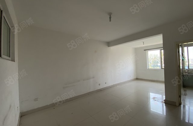 房东急售，90平方，看房方便君越华庭