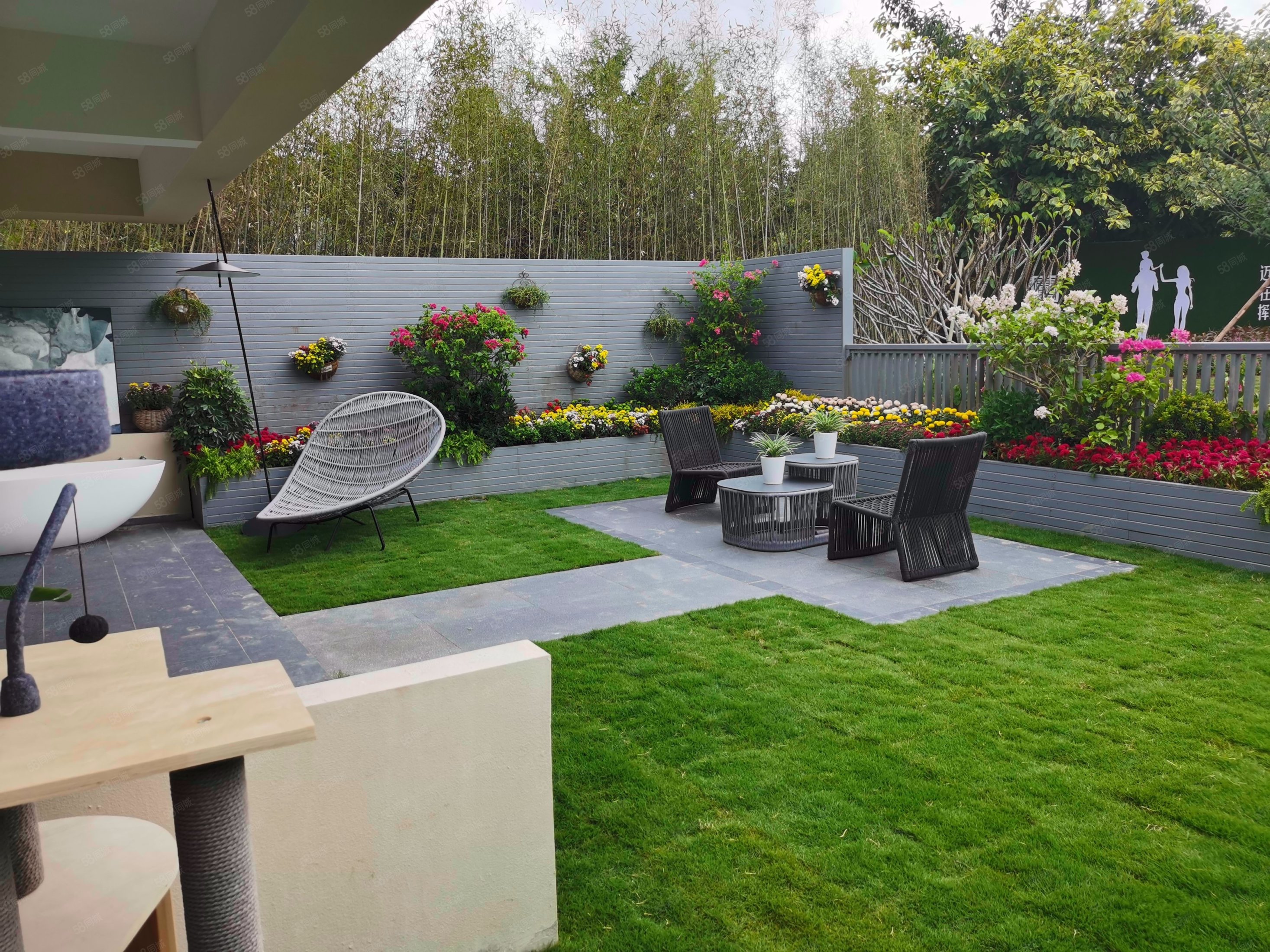 一楼带80平院子现房带家具温泉入户洋房和泓海棠府