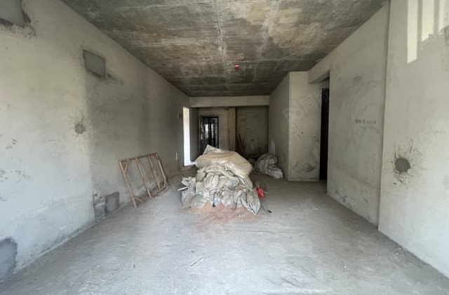 龚州新天地4室2厅117㎡51.3万二手房图片