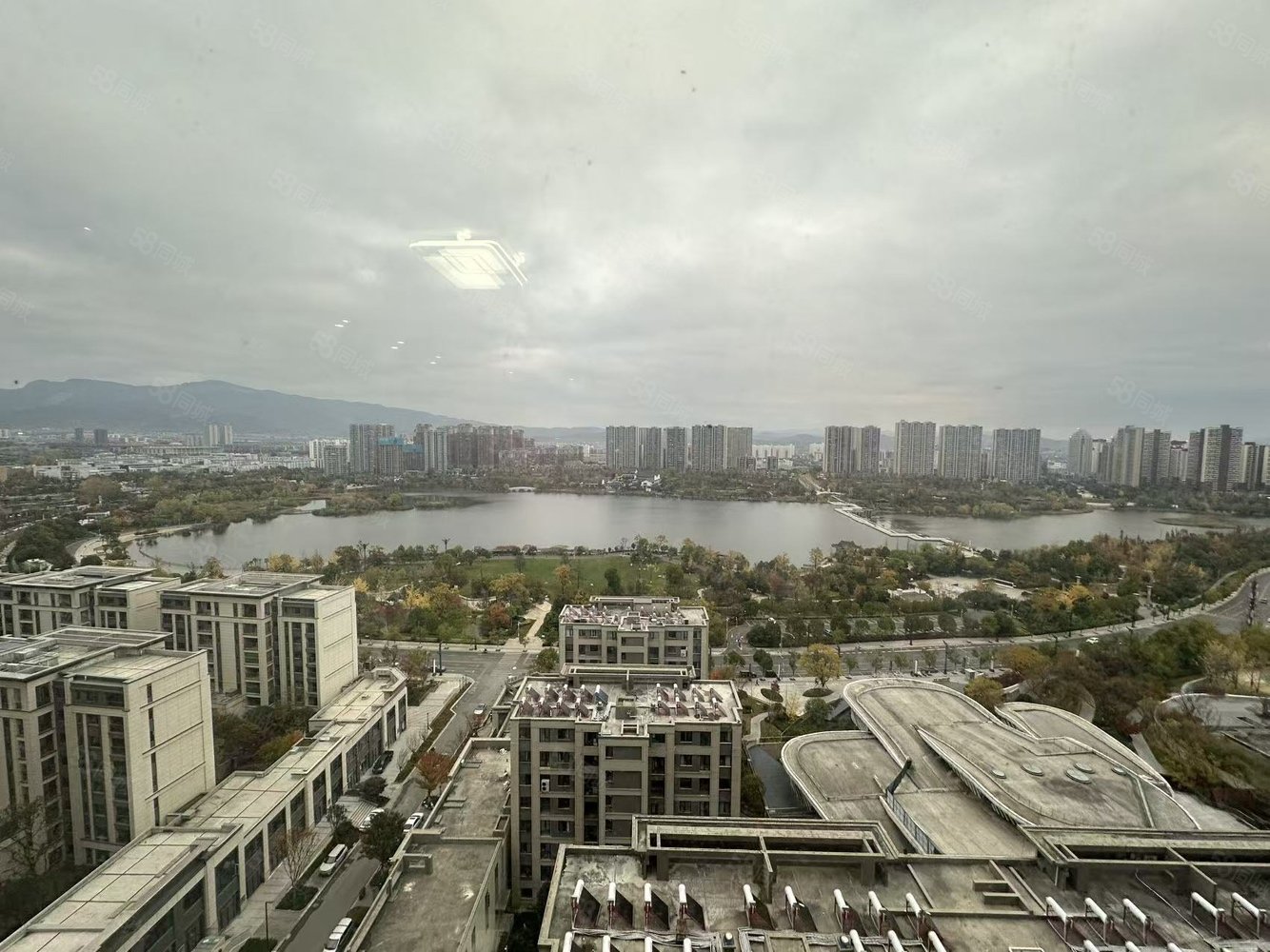 合景泰富云湖天镜3室2厅2卫108㎡南北79.8万