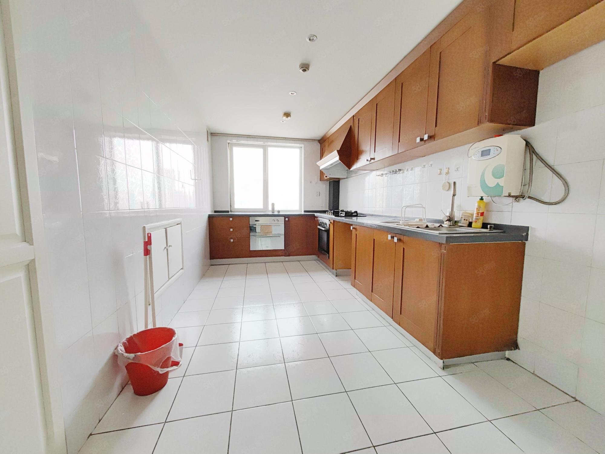 匯欣公寓3室2廳3衛(wèi)220.53㎡南北1299萬