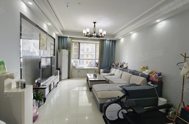 开发区东昌附近 电梯东昌丽都两室中间楼层免大税