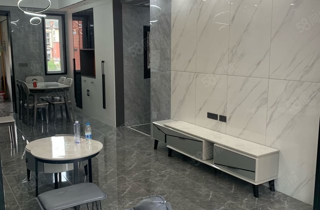 花滩国际新城英伦经典(B区)3室2厅115㎡109万二手房图片