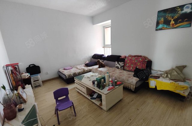 急售！单价五千七 香江附近 电梯房 次顶楼 免大税 带储藏室