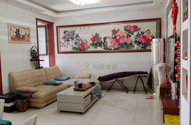 新出好房，阳光实验商品电梯中间楼层，有车储，随时看房