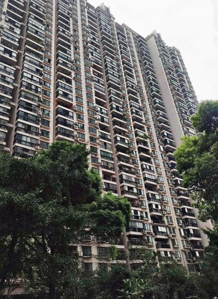 中远两湾城(二期)3室2厅2卫135㎡南北926万