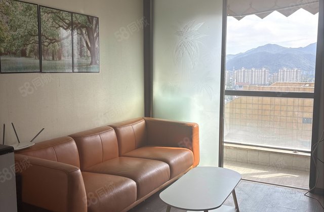 东一时区2室1厅71.2㎡55万二手房图片