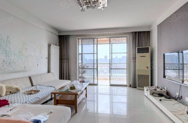 清华俊景 精装三室两厅两卫 带车位证过二 上老一小不用过马路