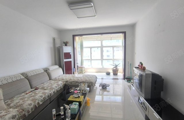 楼龄新 装修好 产权清晰 南北通透 小三居 中间楼层