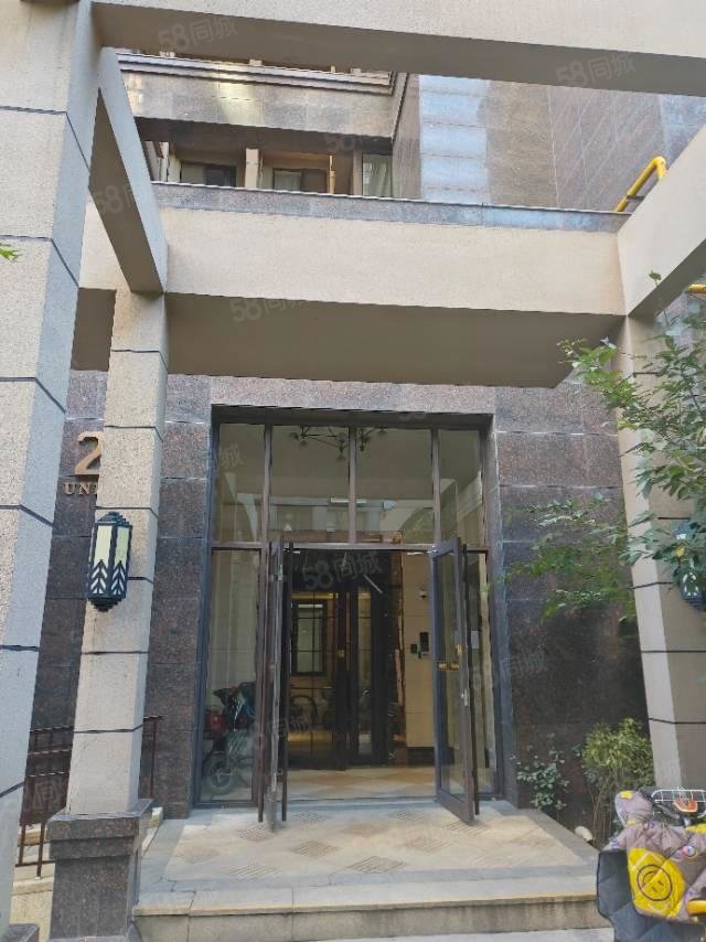 未来石 万达广场 东湖 秀兰森活里小区 通透两室,秀兰森活里-保定58