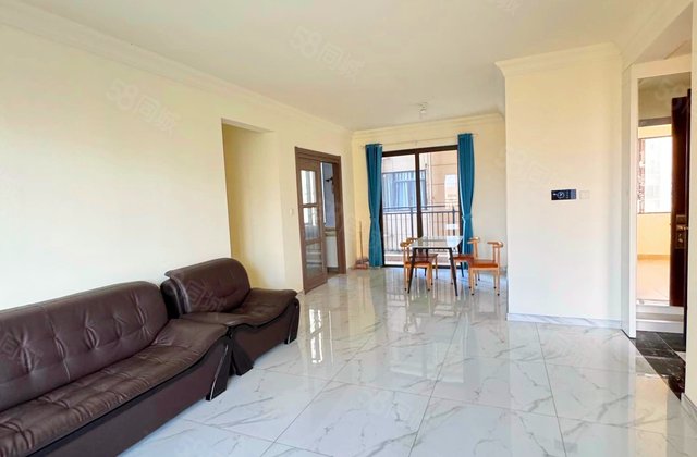 碧桂园凤凰湾星钻苑4室2厅120.71㎡80万二手房图片