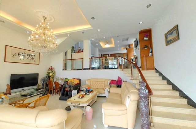 五溪御龙湾5室2厅255㎡390万二手房图片