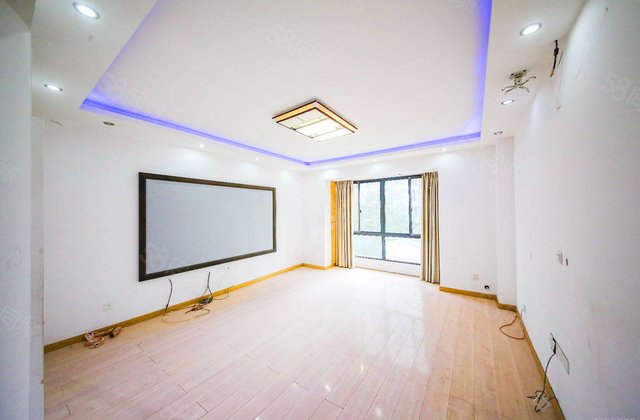 长大彩虹都4室2厅164.14㎡105万二手房图片