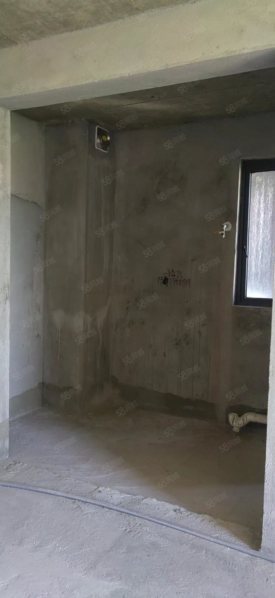 尚品国际1室1厅1卫46.39㎡东27万