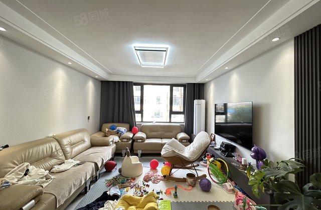 香江二期 凤凰湖小区 三楼 精装修 全明户型