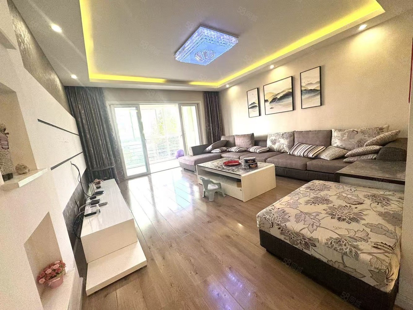 龙泉花园东苑4室2厅2卫158㎡南北103.8万