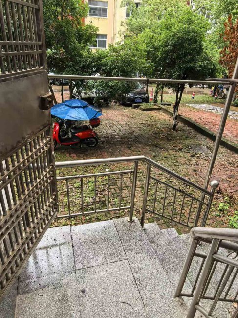 帝景豪庭3室2厅2卫149.6㎡南北65万