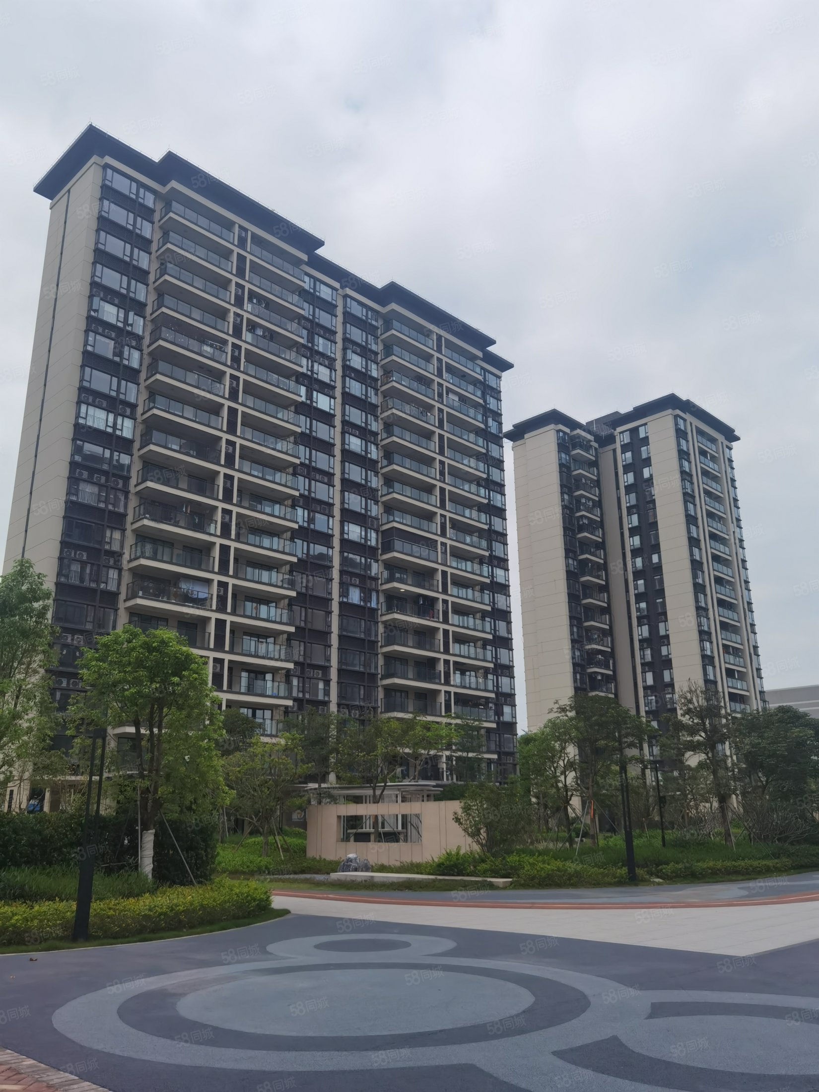 【10图】精装三房 两百捌拾伍万 次新房 双卫生间 南北通透,华侨城