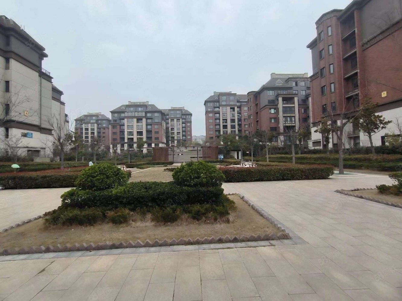 新田城精装修四室送一楼带院子拒绝潮湿问题