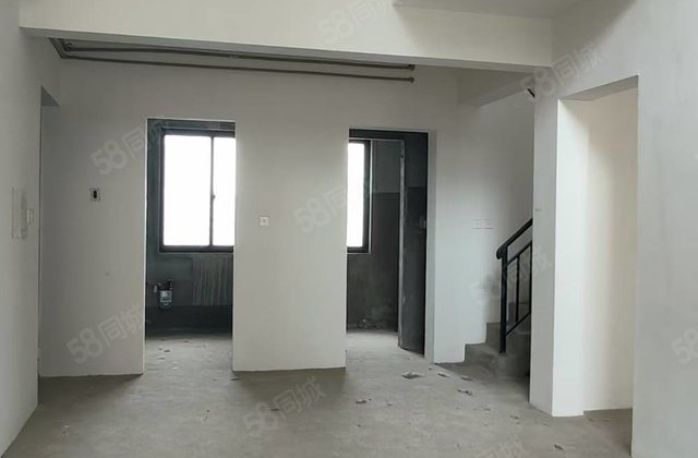 明发江湾新城4室2厅130㎡45万二手房图片