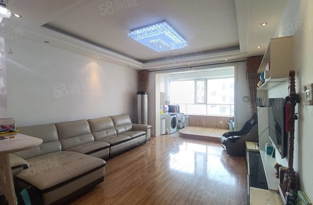 送双车位出售金柱月亮湾边户型满二   正规商品房 小三居