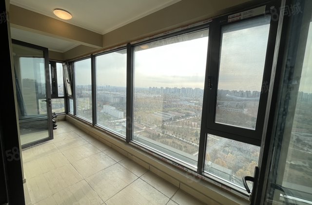 急售，徒骇河旁聊大观景房，翡丽湾，锦绣学府落地窗双阳台  合